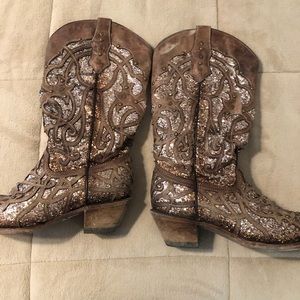 Corral boots